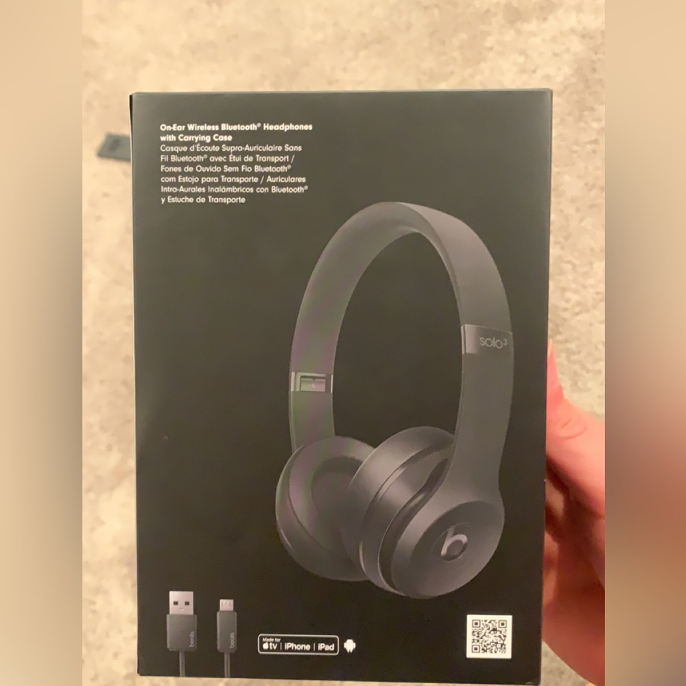 beat solo 3 (all black)